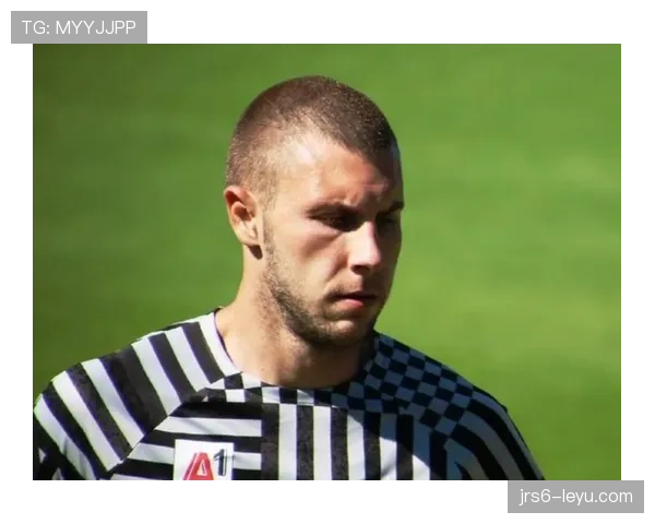 米兰攻防两端焕新升级,全队战斗力提升引发高度关注 米兰攻防两端焕新升级,全队战斗力提升引发高度关注