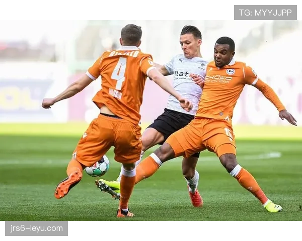 门兴格拉德巴赫新赛季阵容焕然一新，青年才俊与经验老将共启全新征程