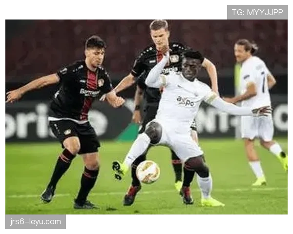 吉马良斯助球队强势回暖,新赛季英超表现亮眼 吉马良斯助球队强势回暖,新赛季英超表现亮眼