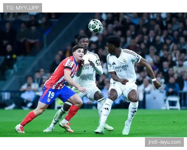 卡马文加状态回暖，渐显中场核心潜质