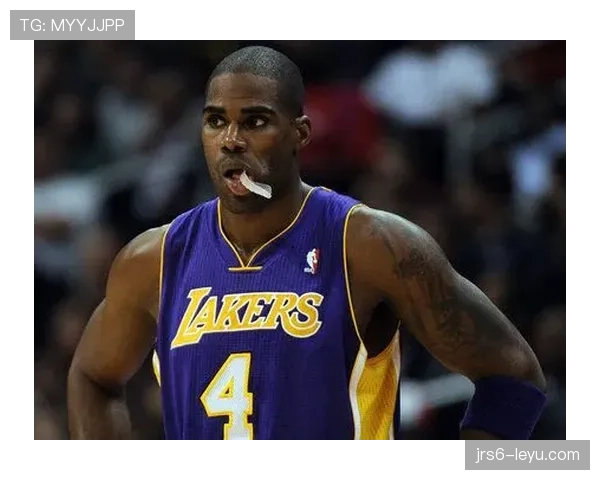 贾米森无球跑动提升投篮效率显著拉开与队友差距